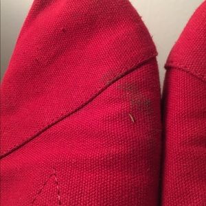 Red toms shoes